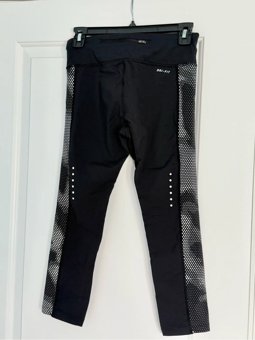 Black Crop Leggings with white/black/gray side panels